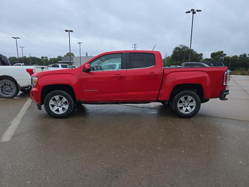 Used 2015 GMC Canyon 2WD SLEImage 2