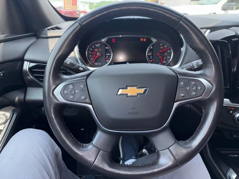 2022 Chevrolet Traverse High CountryImage 17