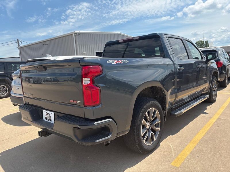 2020 Chevrolet Silverado 1500 RSTImage 5