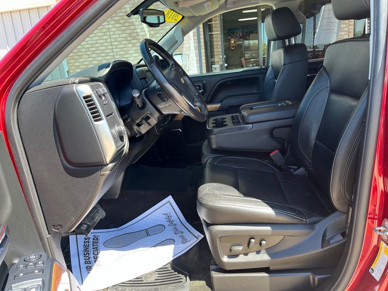 2018 Chevrolet Silverado 1500 LTZImage 3