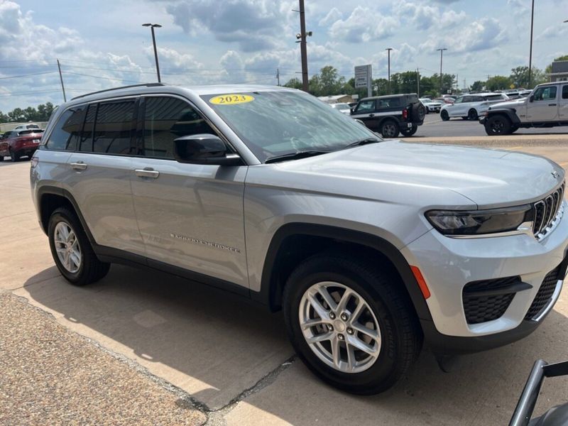 2023 Jeep Grand Cherokee LaredoImage 7