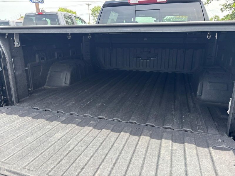 Used 2024 Chevrolet Silverado 1500 RSTImage 24