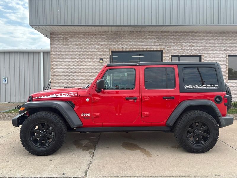 Used 2019 Jeep Wrangler Unlimited Sport SImage 2