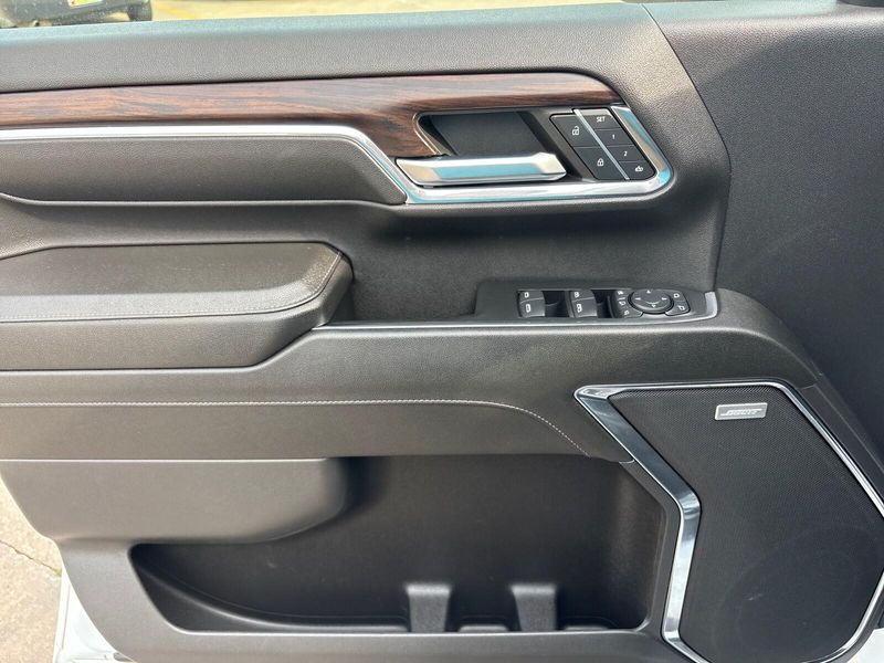 2024 GMC Sierra 2500HD SLTImage 16