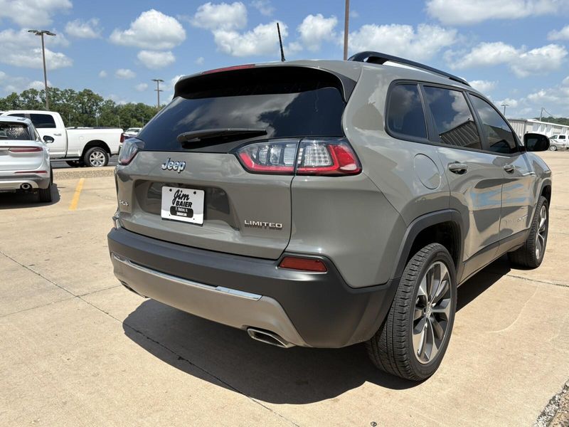 Used 2022 Jeep Cherokee LimitedImage 9