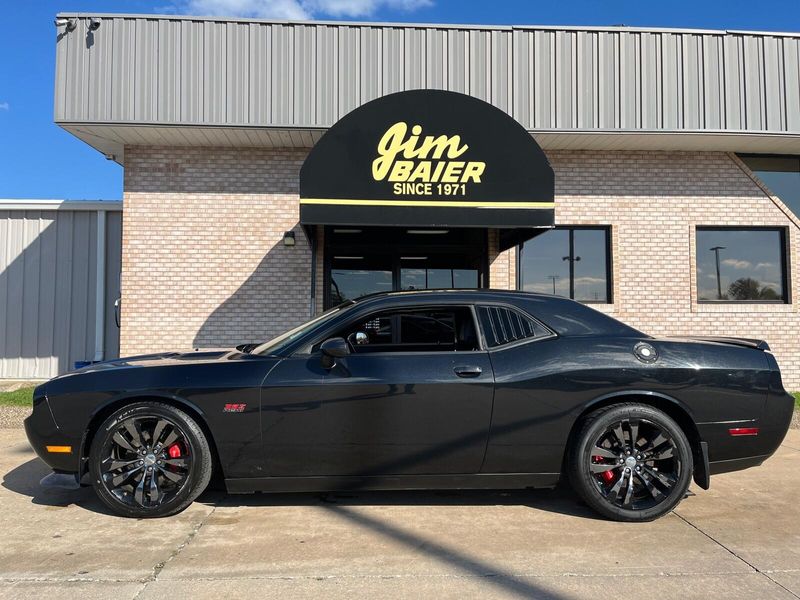 2014 Dodge Challenger SRT8Image 2