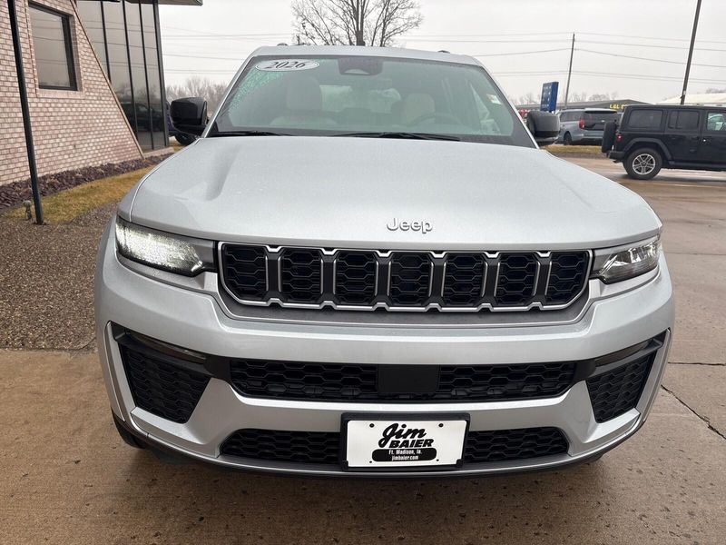 New 2026 Jeep Grand Cherokee Limited 4x4Image 6