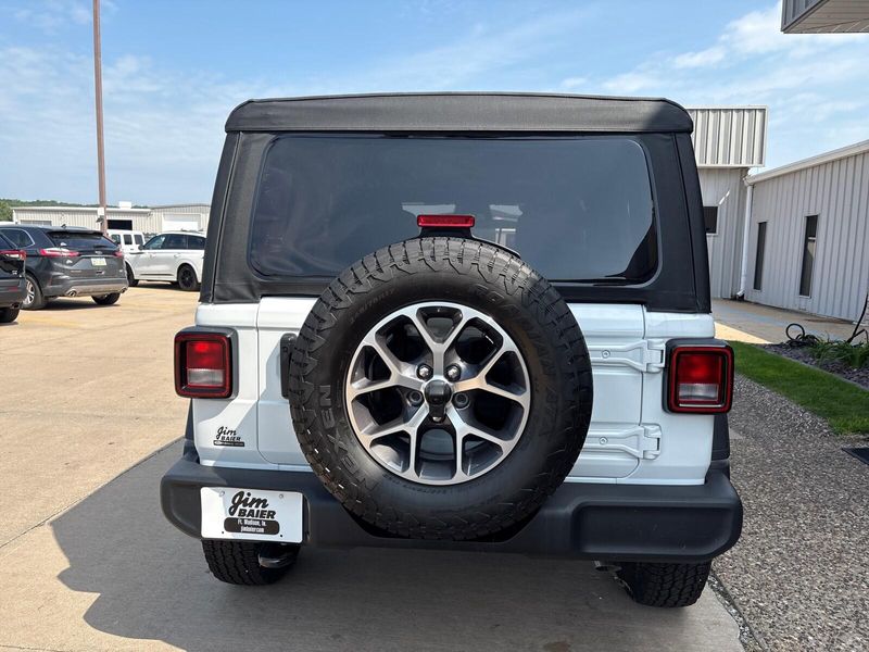 New 2026 Jeep Wrangler 4-door Sport SImage 9