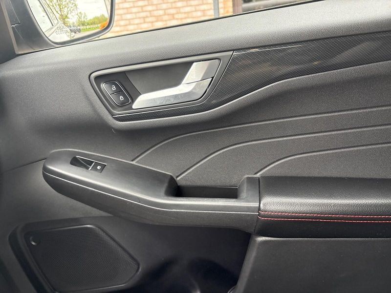 Used 2023 Ford Escape ST-LineImage 12