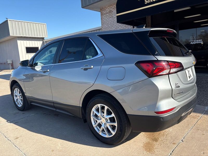Used 2024 Chevrolet Equinox LTImage 10