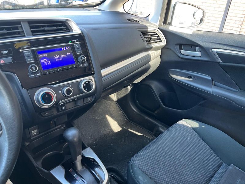 2019 Honda Fit LXImage 14