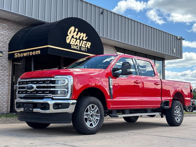 Used 2025 Ford F-250 LariatImage 1