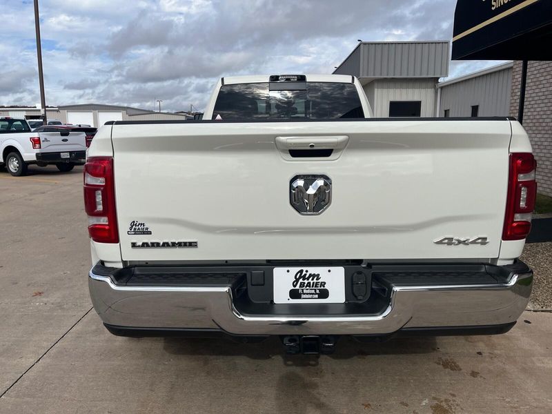 2024 RAM 3500 Laramie Crew Cab 4x4 8