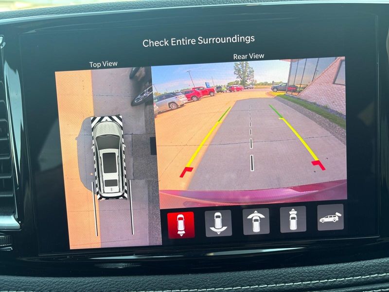 Used 2021 Chrysler Pacifica LimitedImage 23