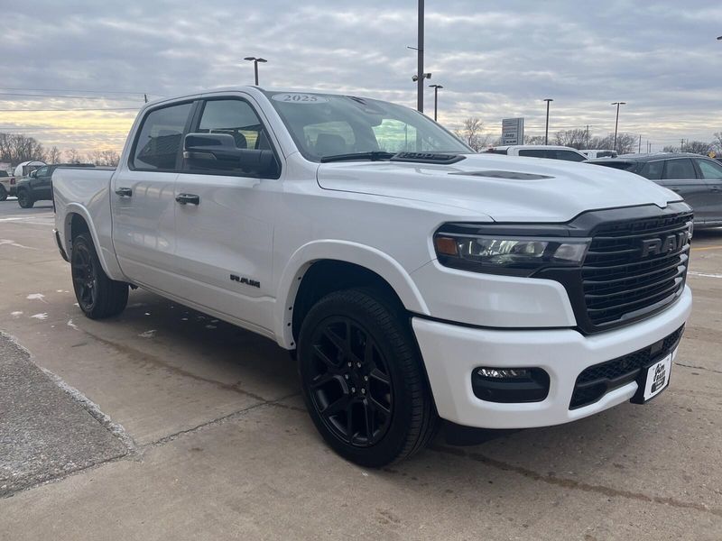 2025 RAM 1500 Laramie Crew Cab 4x4 5