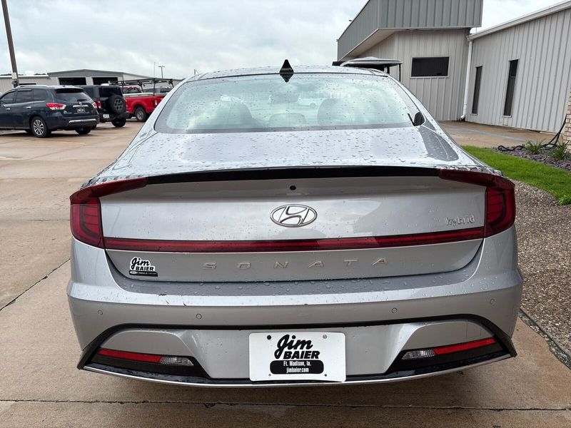 Used 2023 Hyundai Sonata Hybrid LimitedImage 9
