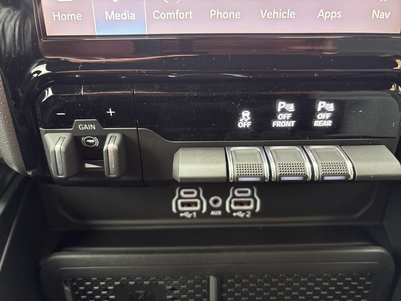 New 2026 RAM 1500 Big Horn Crew Cab 4x4 5