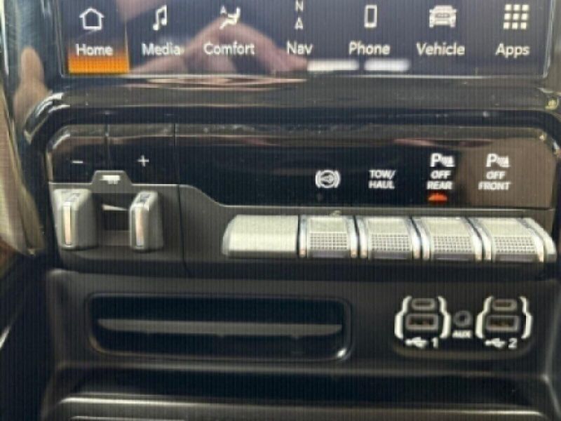 2024 RAM 3500 LonghornImage 23