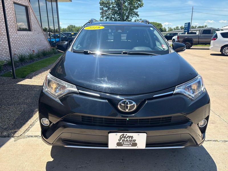 Used 2018 Toyota RAV4 XLEImage 6