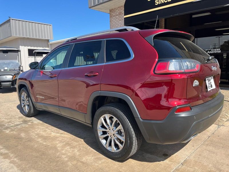 2021 Jeep Cherokee Latitude LuxImage 10