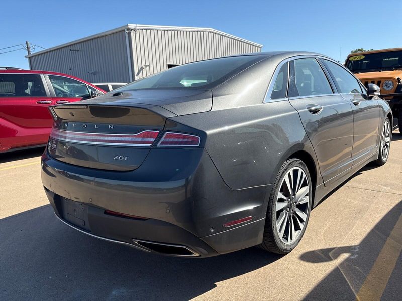 Used 2020 Lincoln MKZ ReserveImage 8