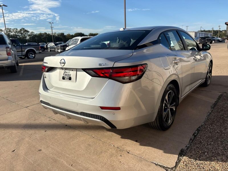 Used 2022 Nissan Sentra SVImage 8
