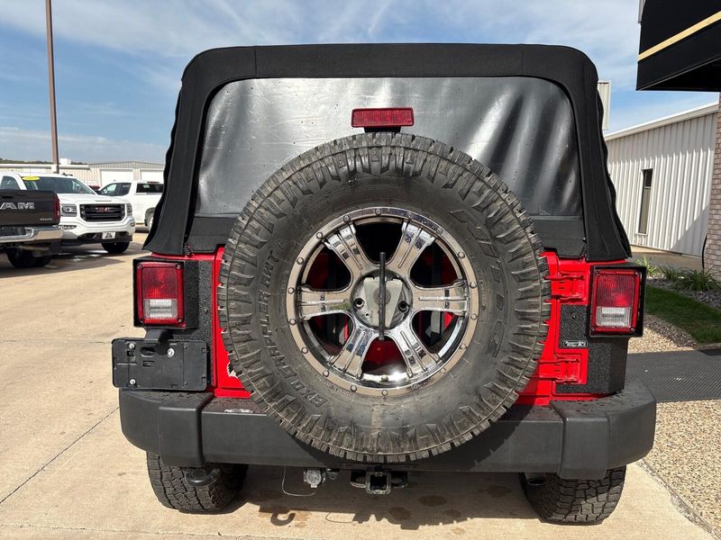 Used 2015 Jeep Wrangler Unlimited SportImage 10