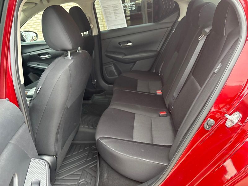 Used 2023 Nissan Sentra SVImage 4