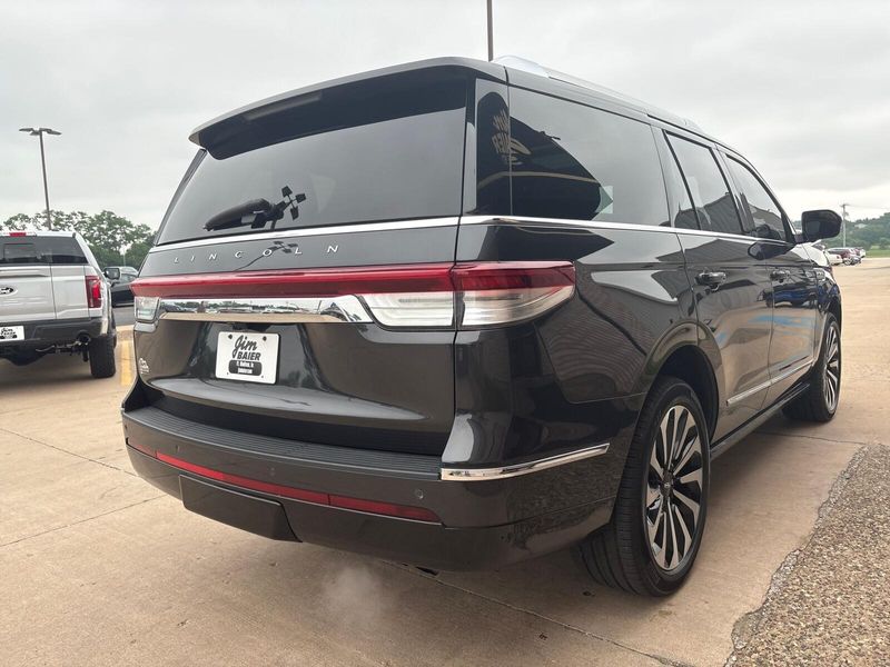 2022 Lincoln Navigator ReserveImage 12