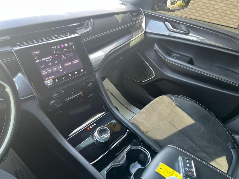 2021 Jeep Grand Cherokee L AltitudeImage 17