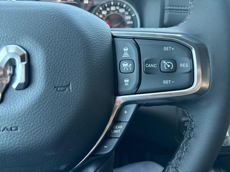 New 2027 RAM 1500 Laramie Crew Cab 4x4 5