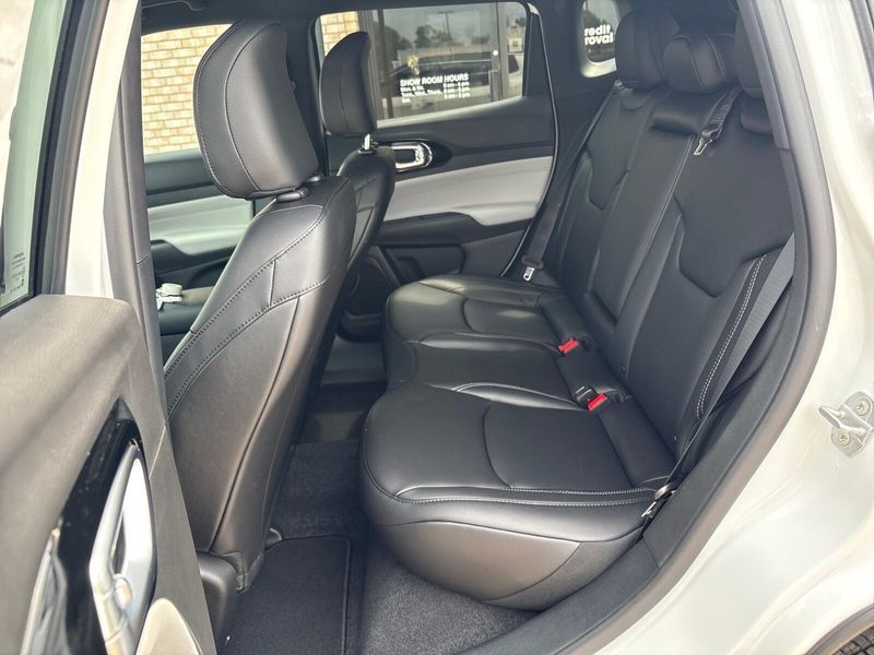 New 2026 Jeep Compass Limited 4x4Image 4