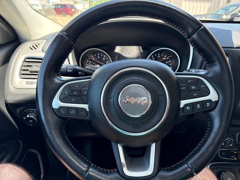 Used 2020 Jeep Compass LatitudeImage 14