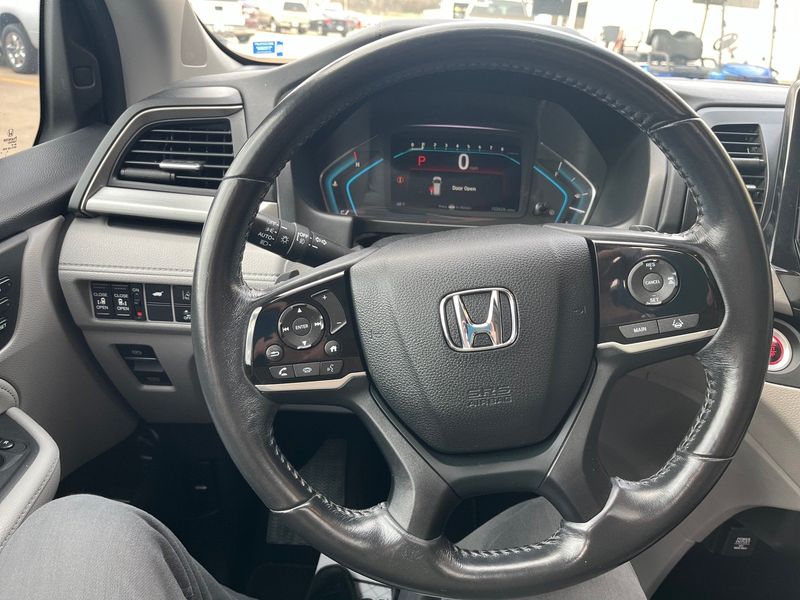 2018 Honda Odyssey TouringImage 16