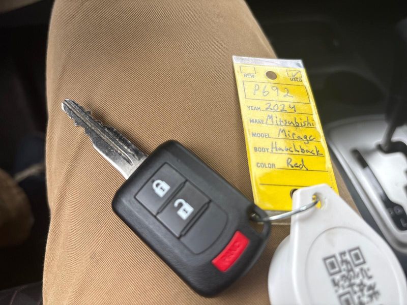 Used 2024 Mitsubishi Mirage ESImage 18