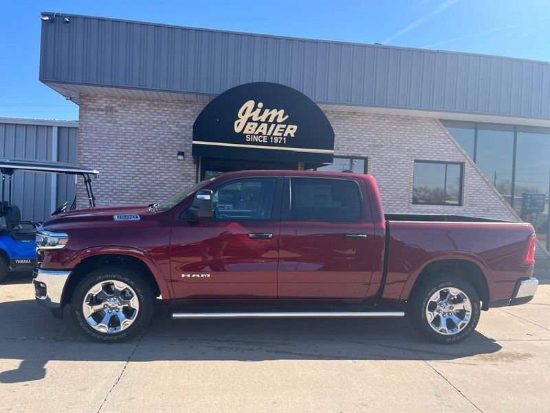 2025 RAM 1500 Big Horn Crew Cab 4x4 5