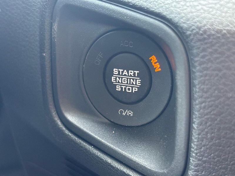 New 2025 Jeep Wrangler 4-door Sport SImage 19