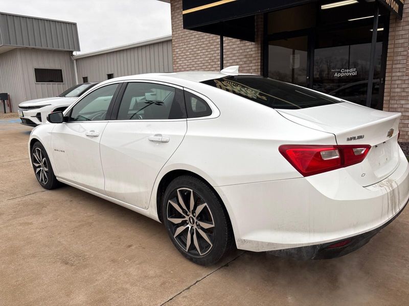 Used 2016 Chevrolet Malibu LTImage 11
