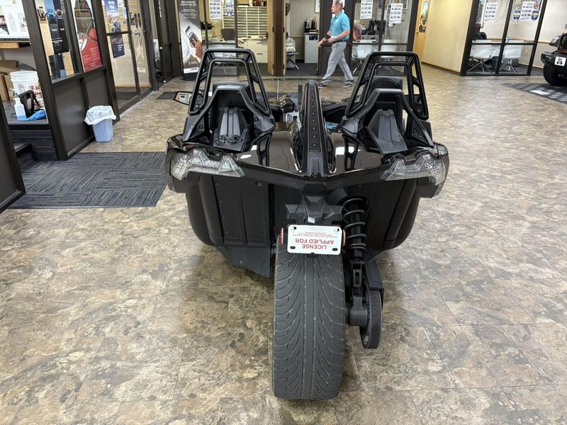 2017 Polaris Slingshot Image 7