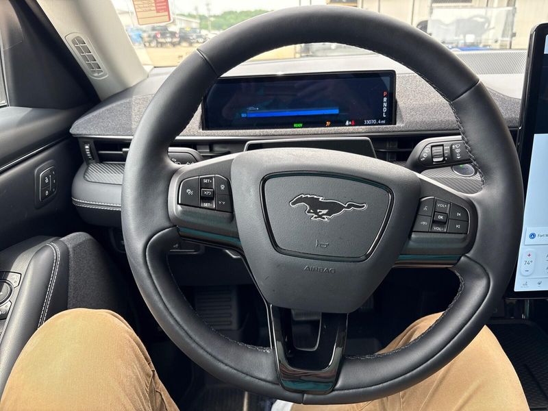2021 Ford Mustang Mach-E PremiumImage 15