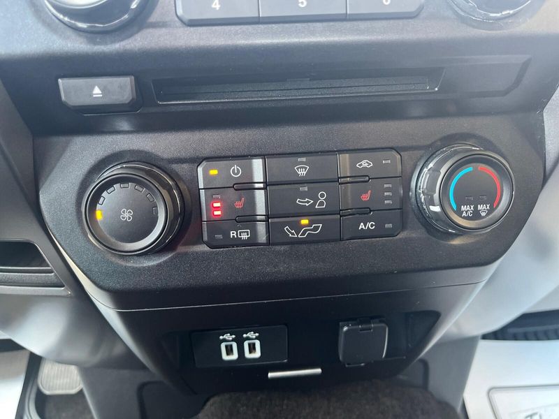 2018 Ford F-150 XLTImage 18