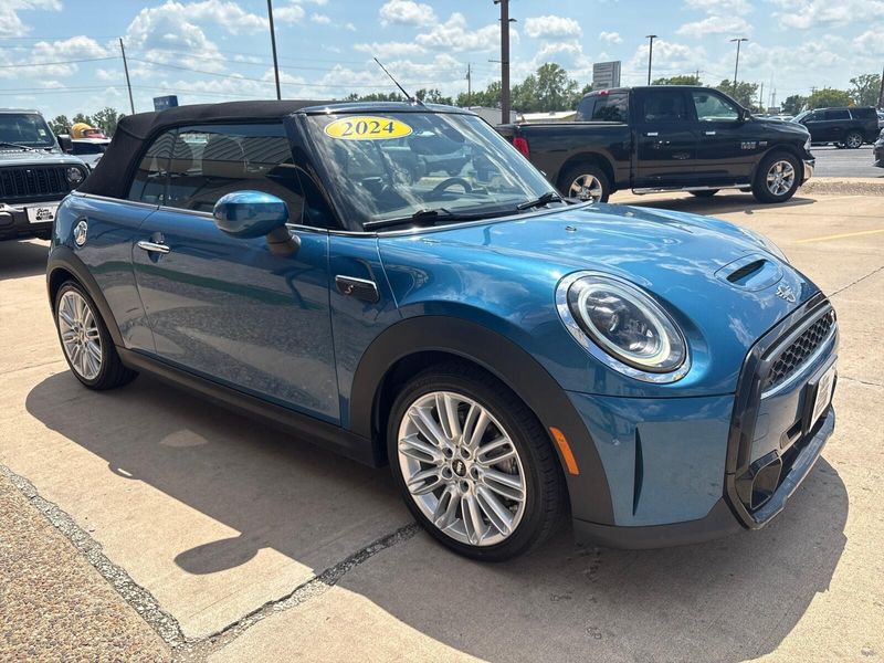 Used 2024 MINI Convertible Cooper SImage 7