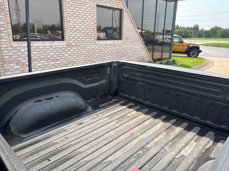 Used 2016 RAM 1500 Big HornImage 12