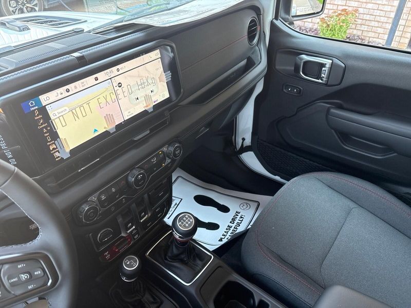 New 2025 Jeep Wrangler 2-door RubiconImage 13