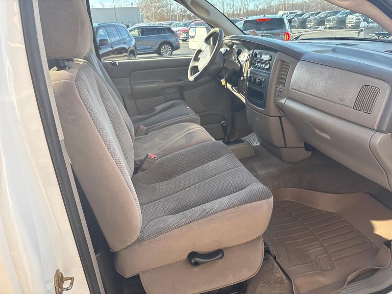 Used 2004 Dodge Ram 2500 SLTImage 8