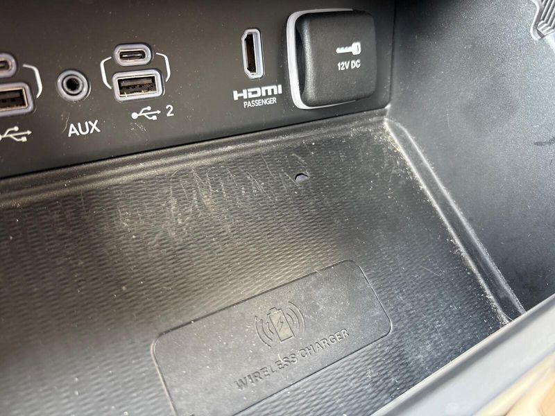 Used 2023 Jeep Grand Cherokee LimitedImage 18