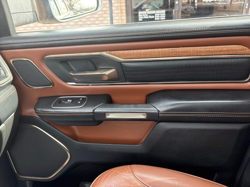 Used 2019 RAM 1500 LonghornImage 15