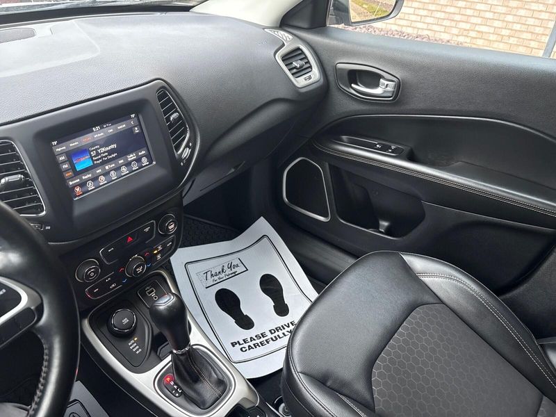 Used 2021 Jeep Compass LatitudeImage 14