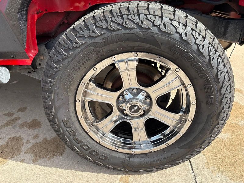 Used 2015 Jeep Wrangler Unlimited SportImage 12