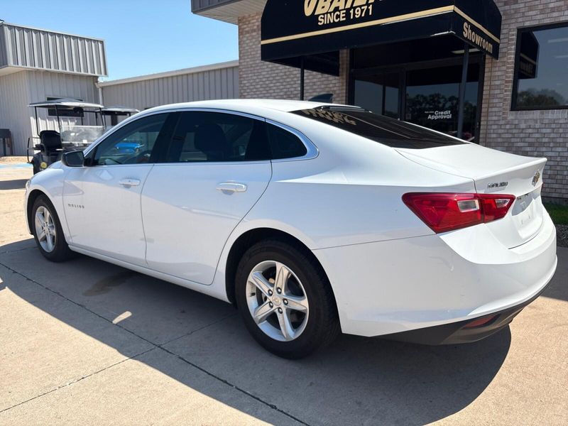 Used 2023 Chevrolet Malibu LSImage 10